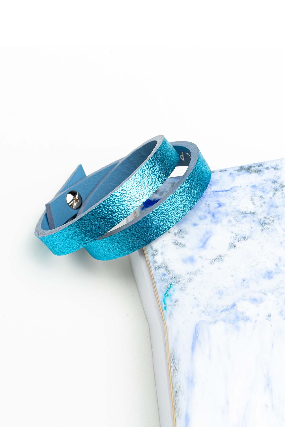 BASIC ▪ metál babakék ▪ karperec